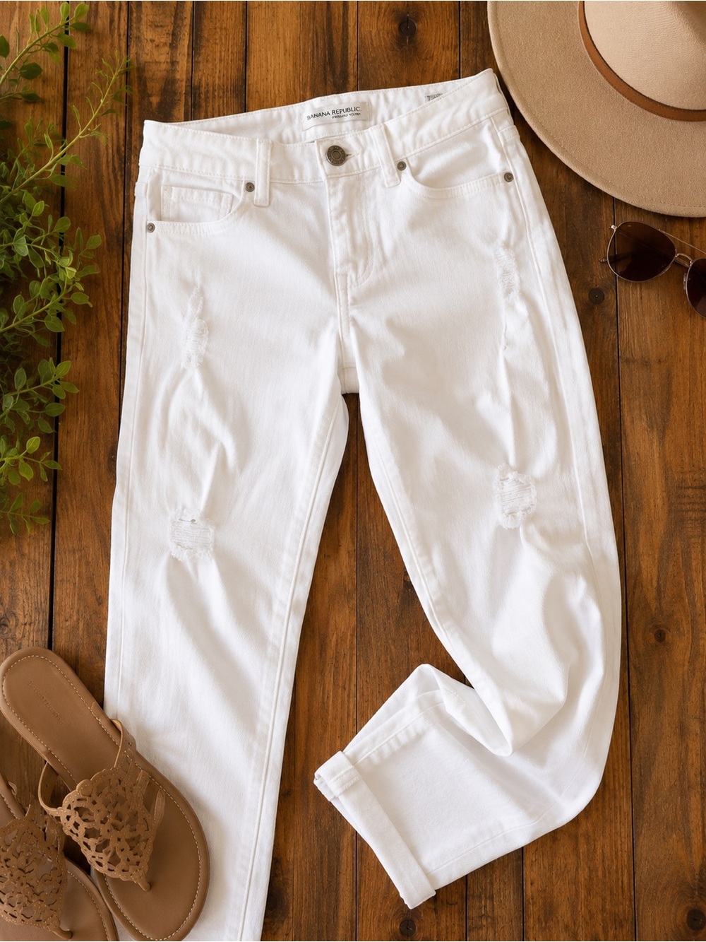 Banana Republic White Boyfriend Jeans